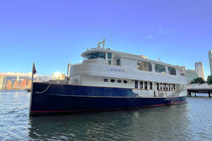 Lexington Luxury Yacht Charter